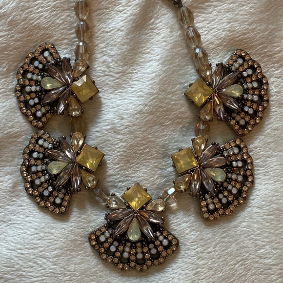 Stella & Ruby Vintage Yellow and Brown Fan Statement Necklace - Picture 4 of 5